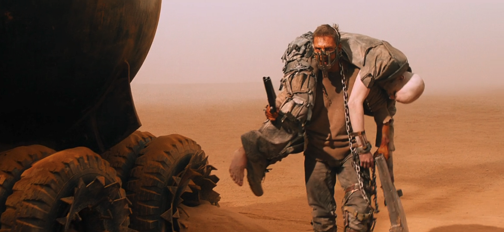 3 practical ways Fury Road binds characters together